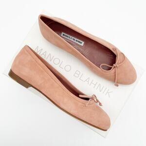 Manolo Blahnik Veralli Nude Suede Ballet Flats Round Toe Classic Slip On IT 37
